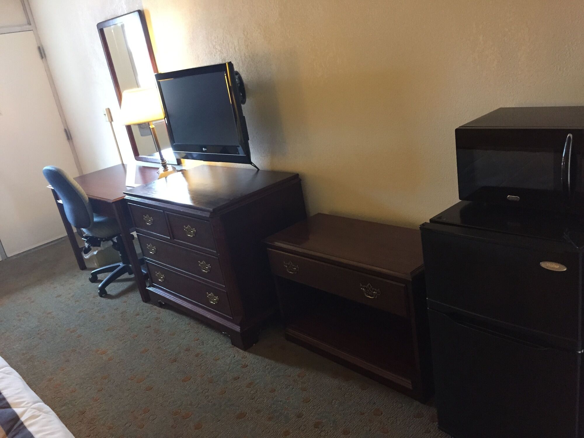 Travelodge By Wyndham Lynchburg Extérieur photo